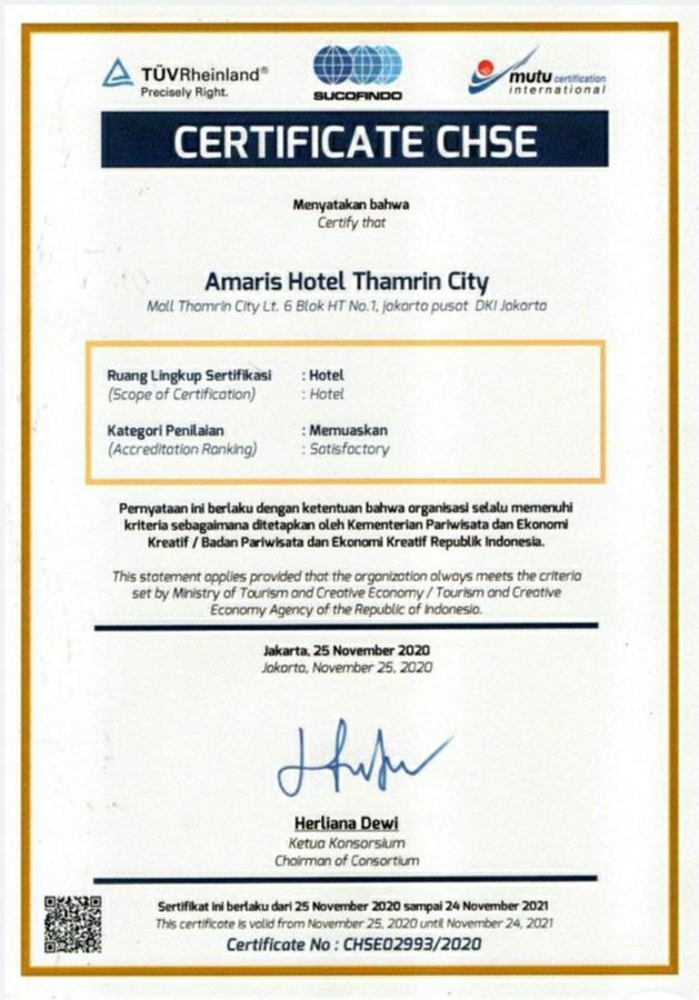 Amaris Hotel Thamrin City Giacarta Esterno foto