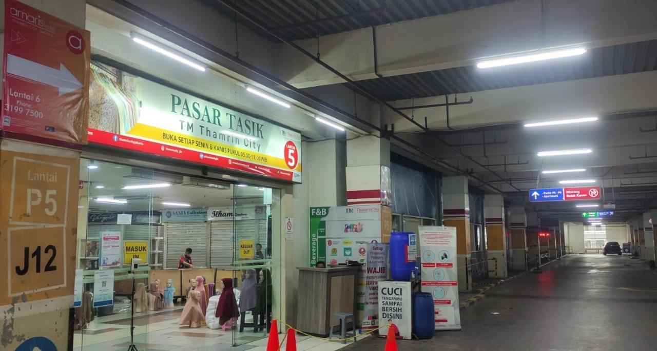 Amaris Hotel Thamrin City Giacarta Esterno foto