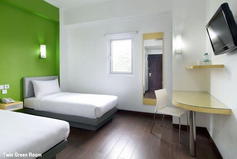 Amaris Hotel Thamrin City Giacarta Esterno foto