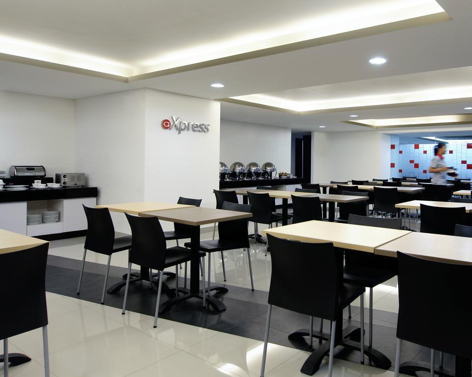 Amaris Hotel Thamrin City Giacarta Esterno foto